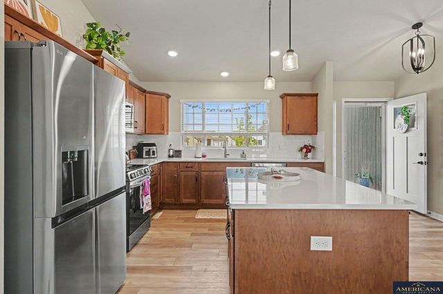 9106 S 177th Ave Circle, Omaha, NE 68136
