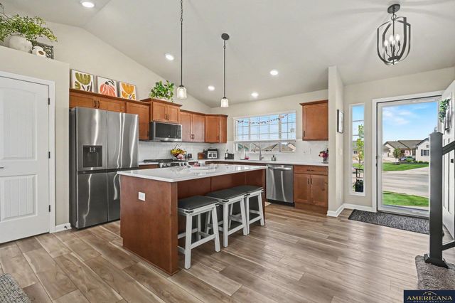9106 S 177th Ave Circle, Omaha, NE 68136
