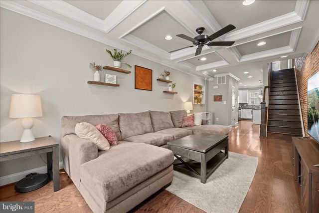 814 S CURLEY ST, Baltimore, MD 21224