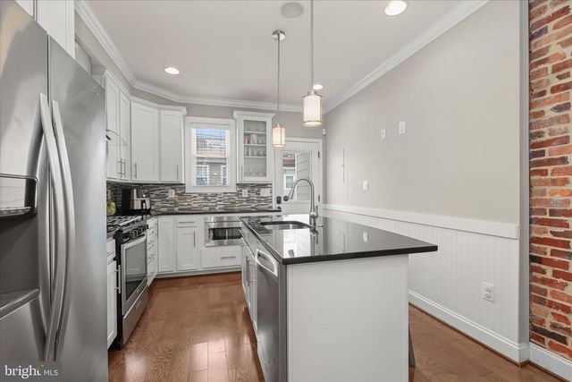 814 S CURLEY ST, Baltimore, MD 21224