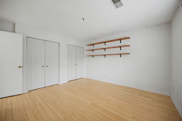 421 Redding Road 71, Lexington, KY 40517