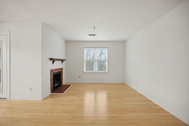 421 Redding Road 71, Lexington, KY 40517