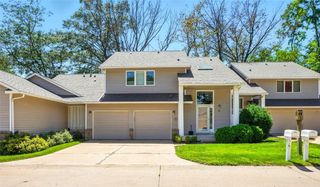 725 East Post Ct, Cedar Rapids, IA 52403