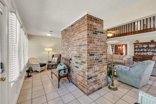 3112 Shore Drive, Grove, OK 74344