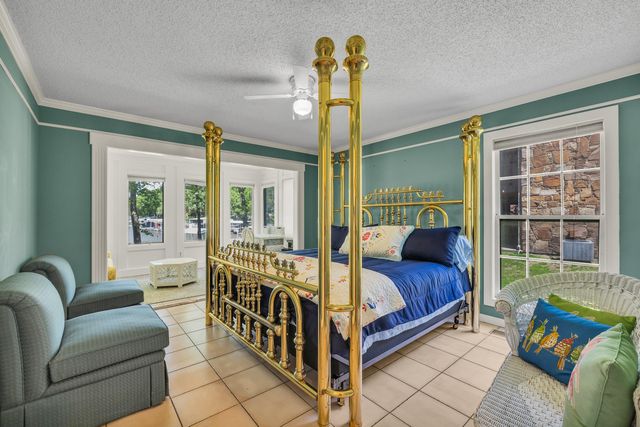3112 Shore Drive, Grove, OK 74344