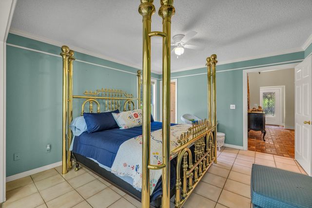 3112 Shore Drive, Grove, OK 74344
