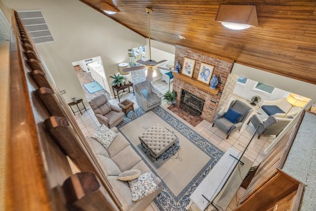3112 Shore Drive, Grove, OK 74344