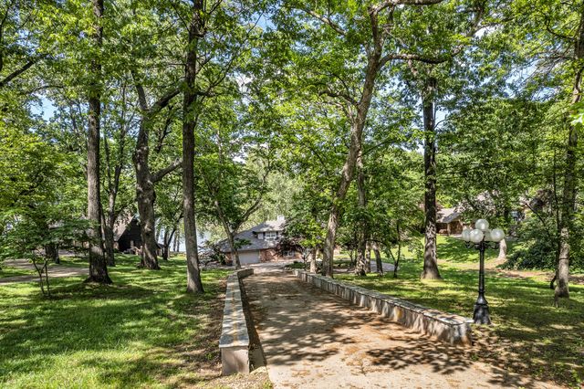 3112 Shore Drive, Grove, OK 74344