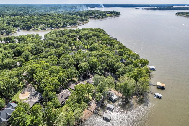 3112 Shore Drive, Grove, OK 74344