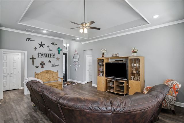 2231 RANA Park, Flint, TX 75762