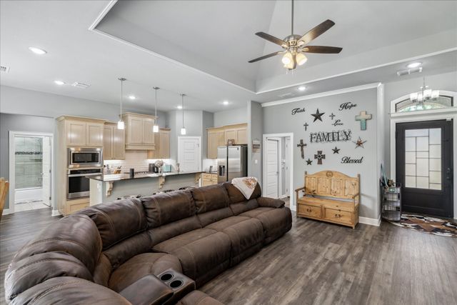 2231 RANA Park, Flint, TX 75762