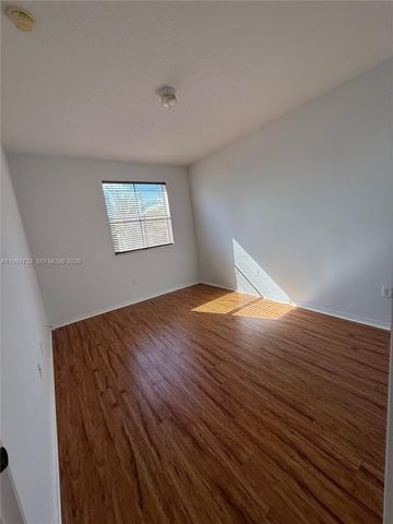 764 SW 106th Ave 1909, Pembroke Pines, FL 33025