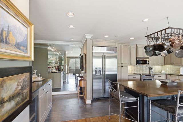 4215 Harding Pike Apt 402, Nashville, TN 37205