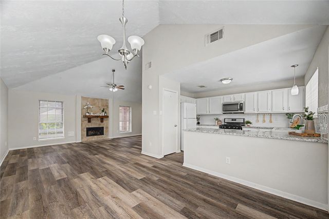 19215 Haystream Drive, Katy, TX 77449