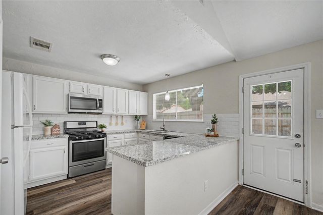 19215 Haystream Drive, Katy, TX 77449