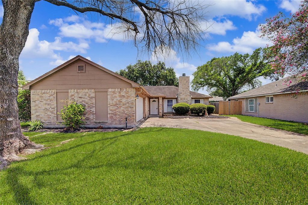 19215 Haystream Drive, Katy, TX 77449