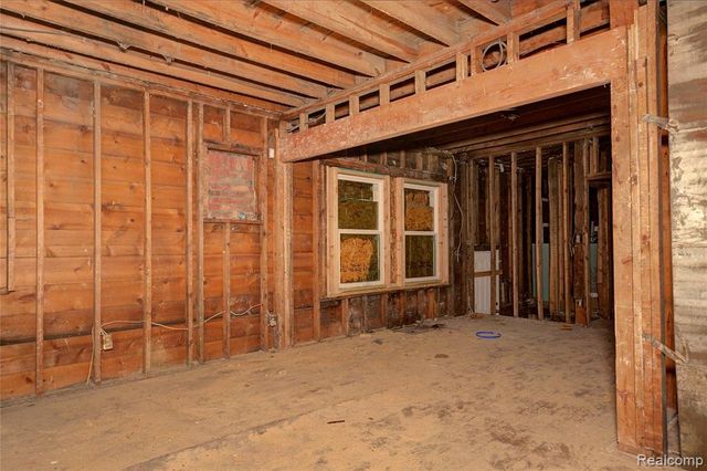 18659 Goulburn Avenue, Detroit, MI 48205