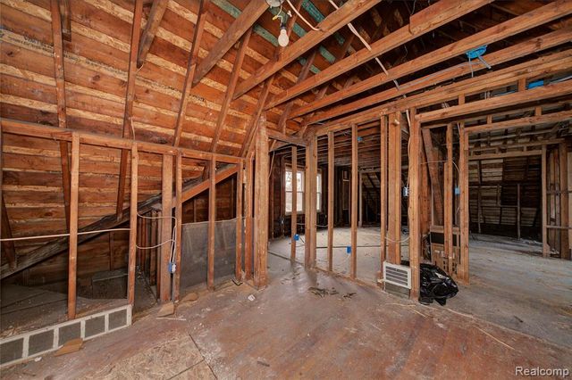 18659 Goulburn Avenue, Detroit, MI 48205