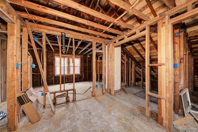 18659 Goulburn Avenue, Detroit, MI 48205