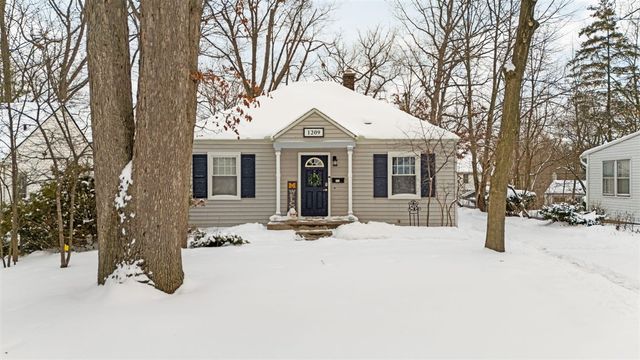 1209 Birk Avenue, Ann Arbor, MI 48103