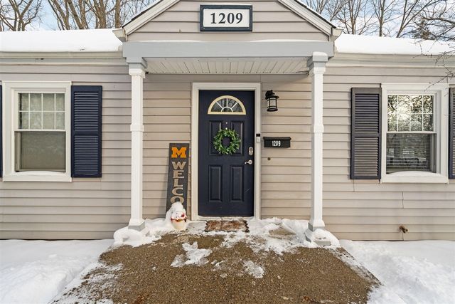1209 Birk Avenue, Ann Arbor, MI 48103