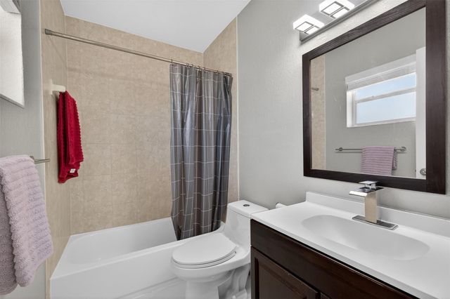 744 NE 14th Avenue 21, Fort Lauderdale, FL 33304