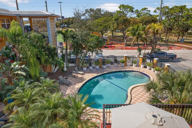 744 NE 14th Avenue 21, Fort Lauderdale, FL 33304