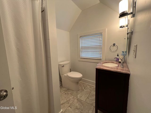 223 Lake Avenue 2, Saratoga Springs, NY 12866