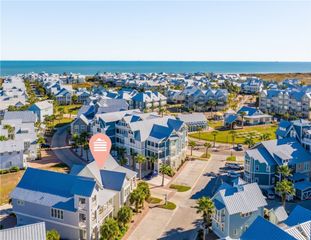 135 Wild Horse Dr, Port Aransas, TX 78373