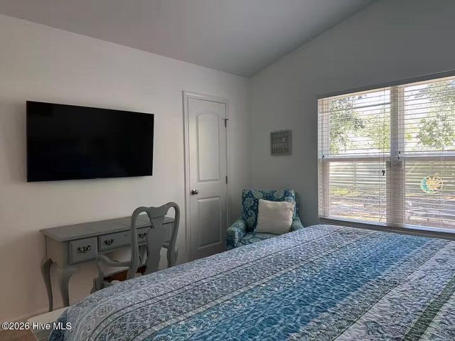 126 NW 8th Street, Oak Island, NC 28465