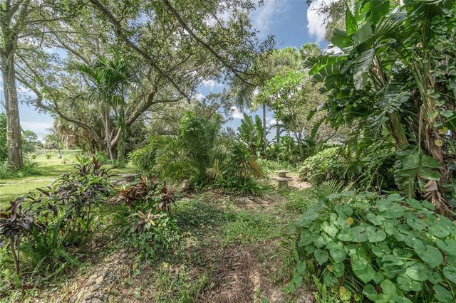 3834 29 AVENUE, St Petersburg, FL 33711