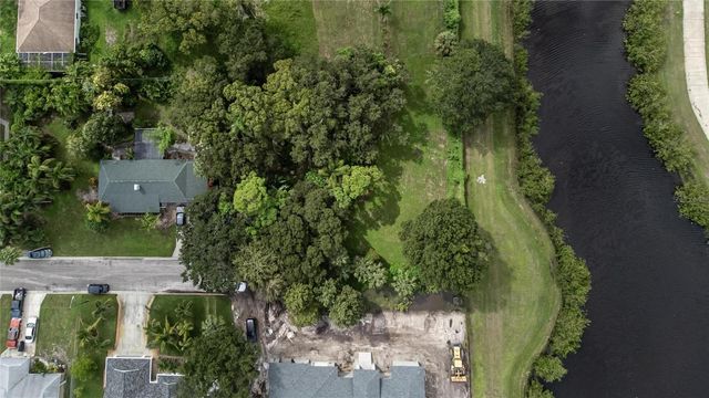 3834 29 AVENUE, St Petersburg, FL 33711