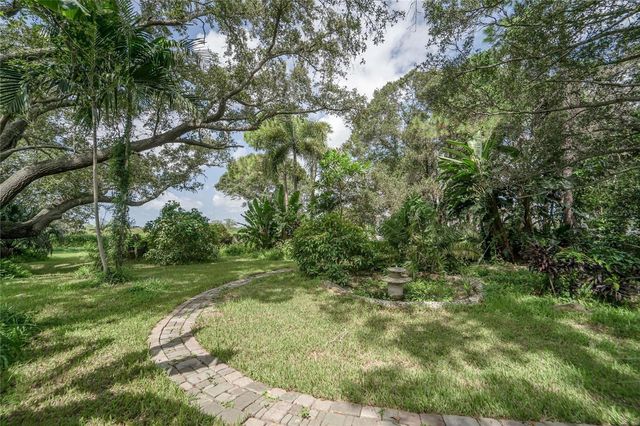 3834 29 AVENUE, St Petersburg, FL 33711