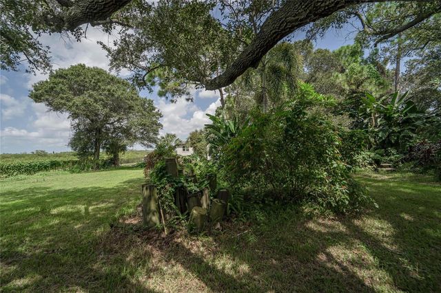 3834 29 AVENUE, St Petersburg, FL 33711