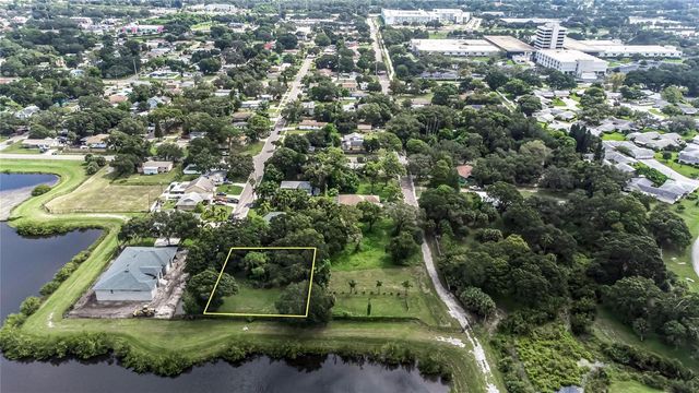 3834 29 AVENUE, St Petersburg, FL 33711