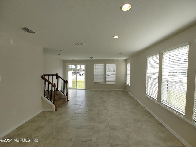 11253 MINNETTA Court, Jacksonville, FL 32256