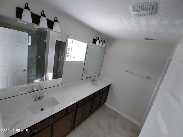 11253 MINNETTA Court, Jacksonville, FL 32256