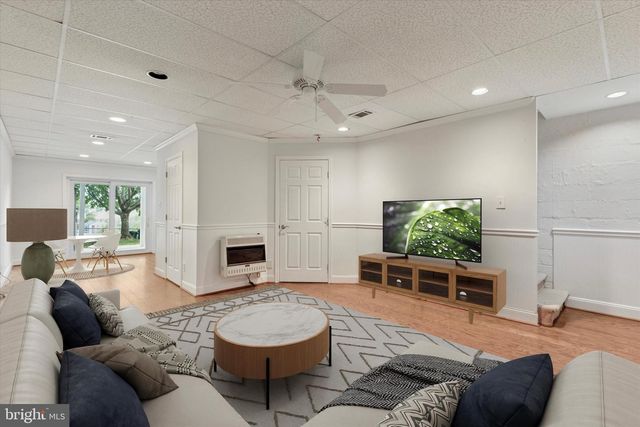 220 CEDAR AVE, Conshohocken, PA 19428
