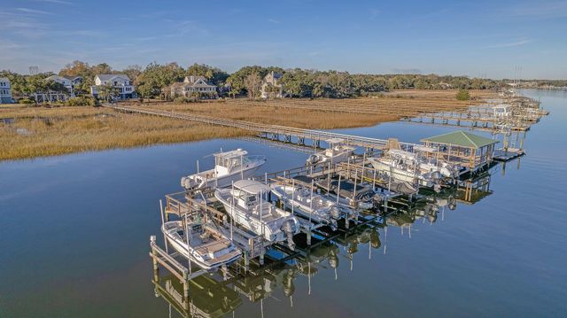 141 Wando Reach Road, Charleston, SC 29492