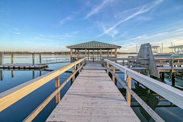 141 Wando Reach Road, Charleston, SC 29492