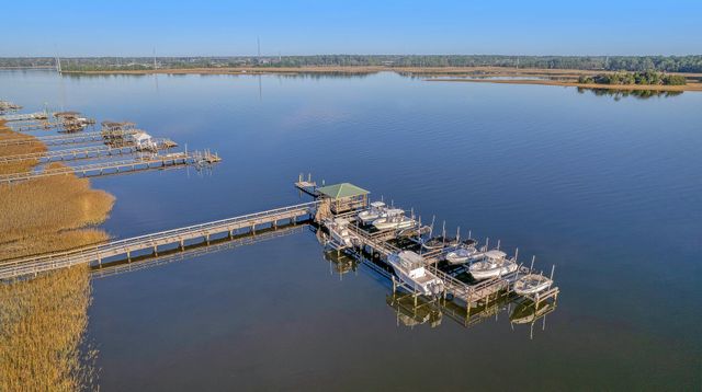 141 Wando Reach Road, Charleston, SC 29492