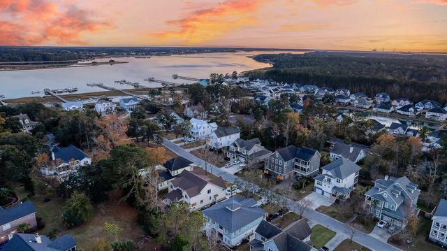 141 Wando Reach Road, Charleston, SC 29492