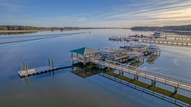 141 Wando Reach Road, Charleston, SC 29492