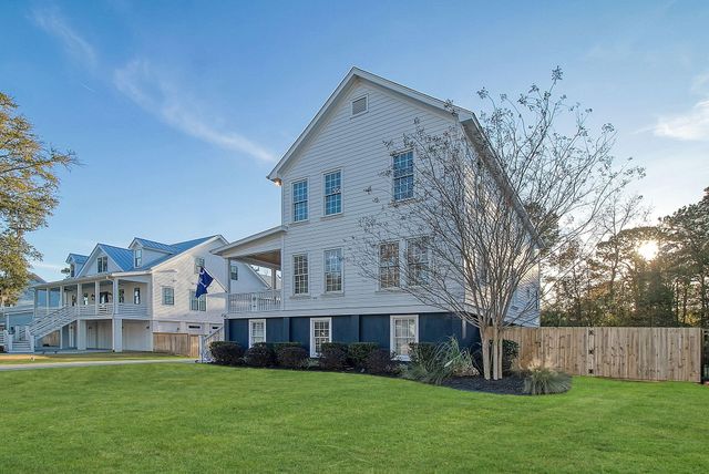 141 Wando Reach Road, Charleston, SC 29492