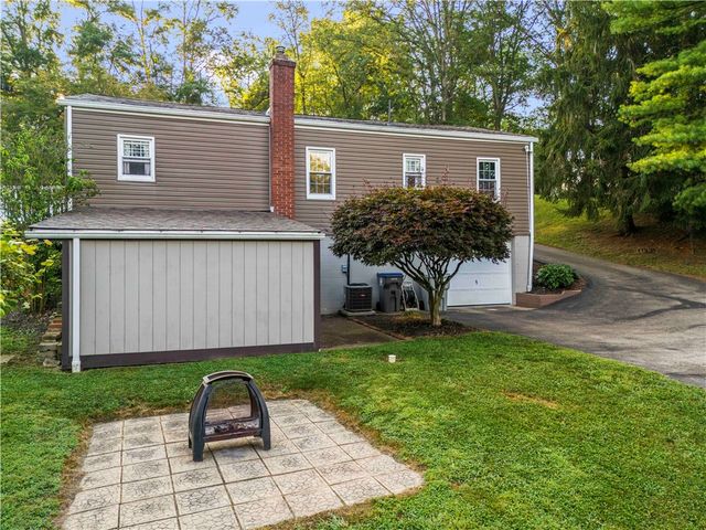 412 Center Church, Peters Twp, PA 15317