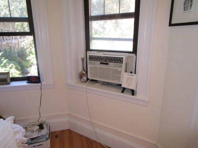 118 Riverway 8, Boston, MA 02215