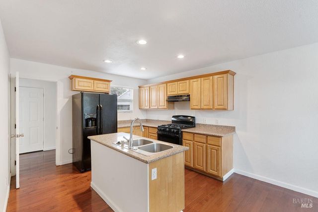 140 Wallace Ave, Vallejo, CA 94590