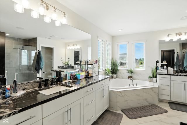 16041 Flowing Creek Way, Westfield, IN 46074