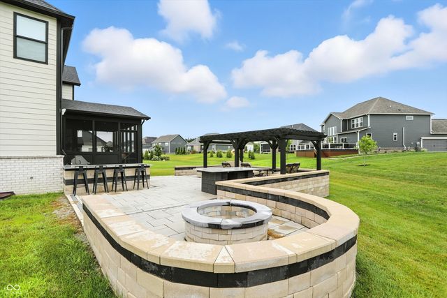 16041 Flowing Creek Way, Westfield, IN 46074