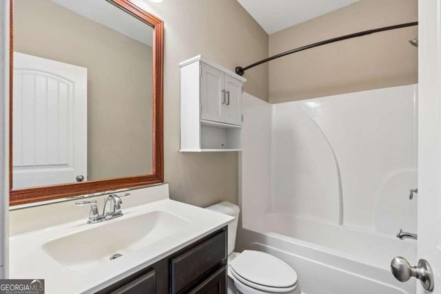 1239 Side Step Trace, Lawrenceville, GA 30045